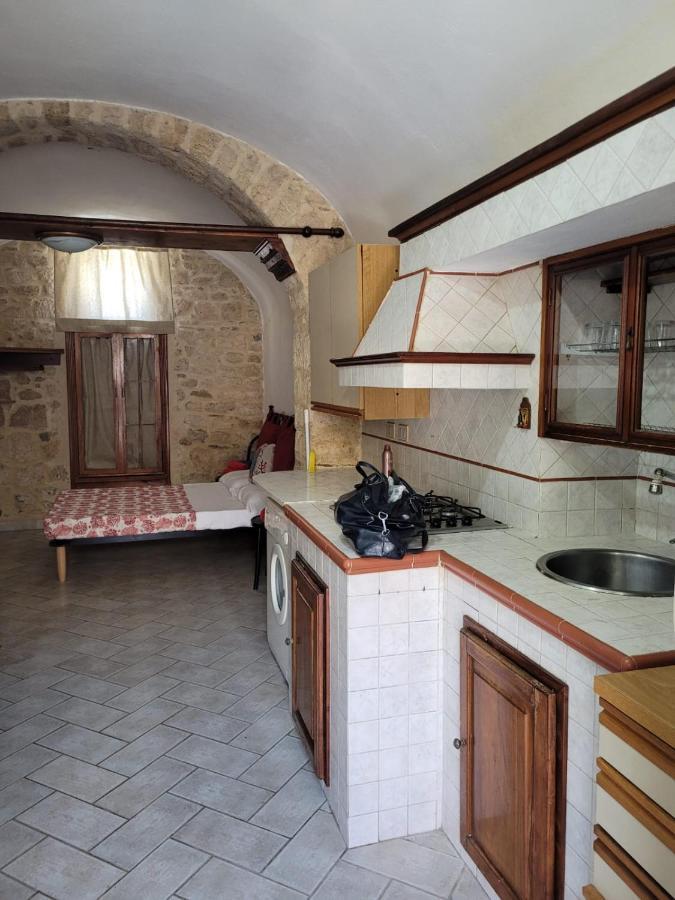 Appartement Casa Antica à Tarquinia Extérieur photo